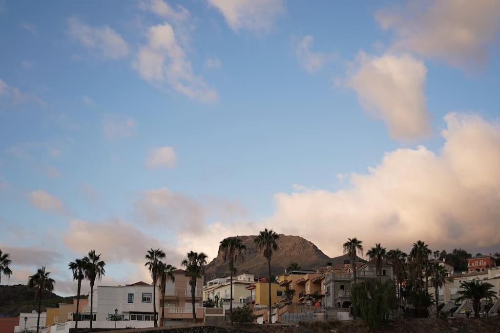 10 / Tenerife * Chayofa